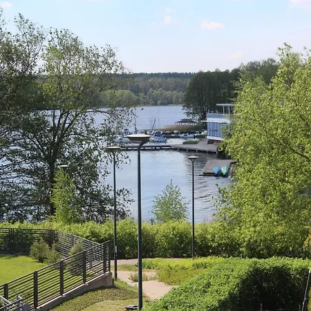 Z Widokiem Na Jezioro Ukiel