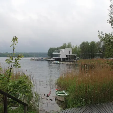Z Widokiem Na Jezioro Ukiel Апартаменты